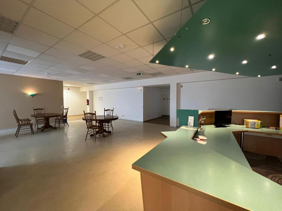 3 Bett Zimmer - Housity