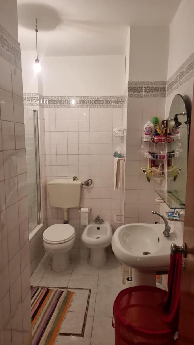 Beautiful 1-Bed Apartment in Aldeia de Paio Pires - Housity