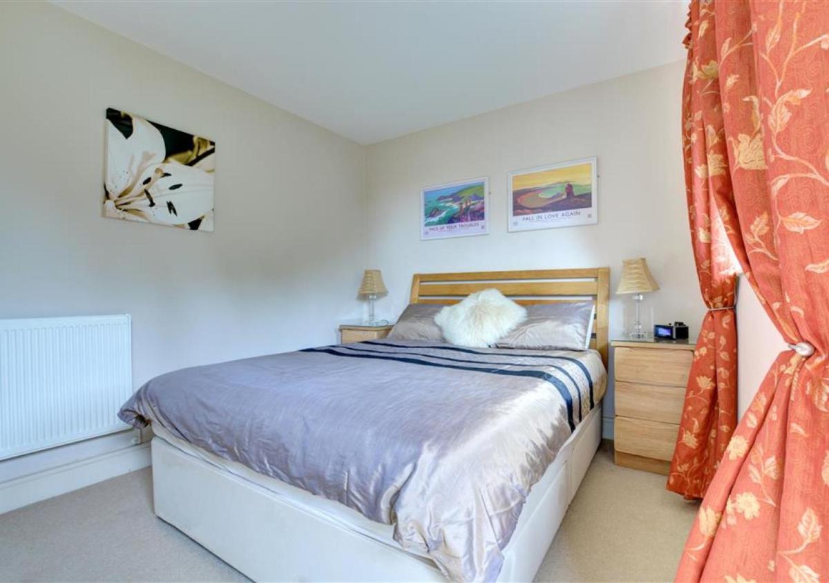 The Lookout - Housity