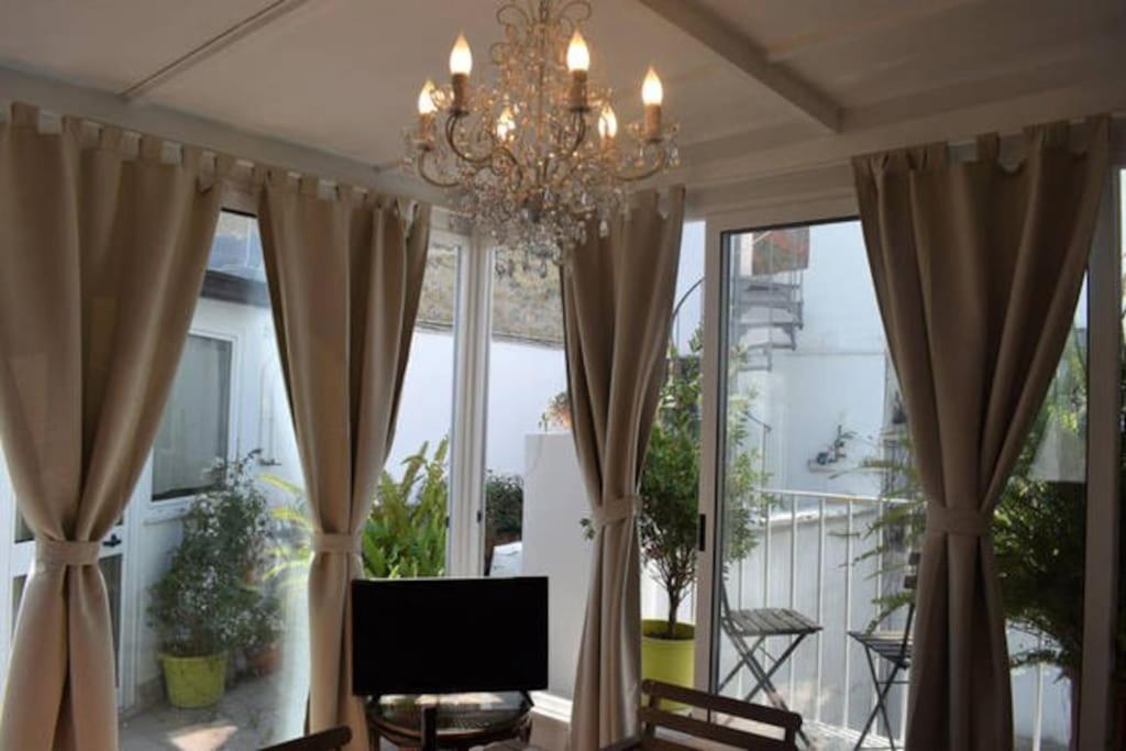 S- Naples Loft with balcony in the historic center - Housity