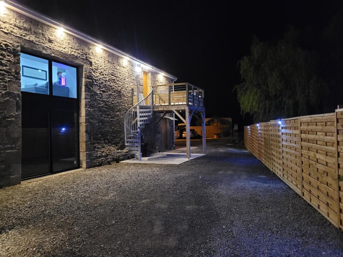Aux portes du Mont - Housity