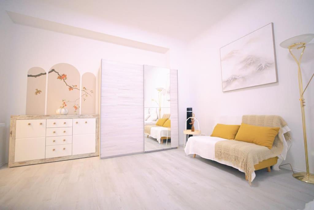 Room 4 Art Appartments Nr.2 in Wien Zentrum - Housity