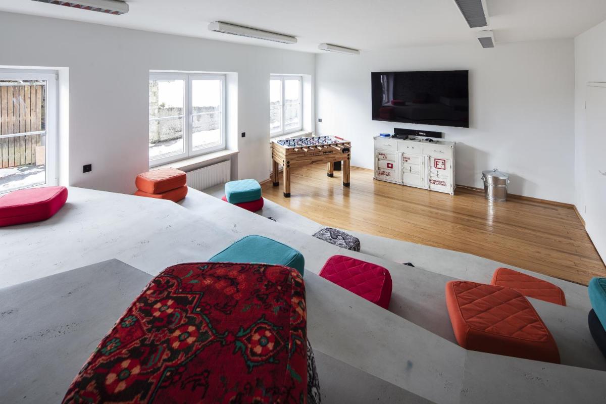Oberstdorf Hostel - Housity