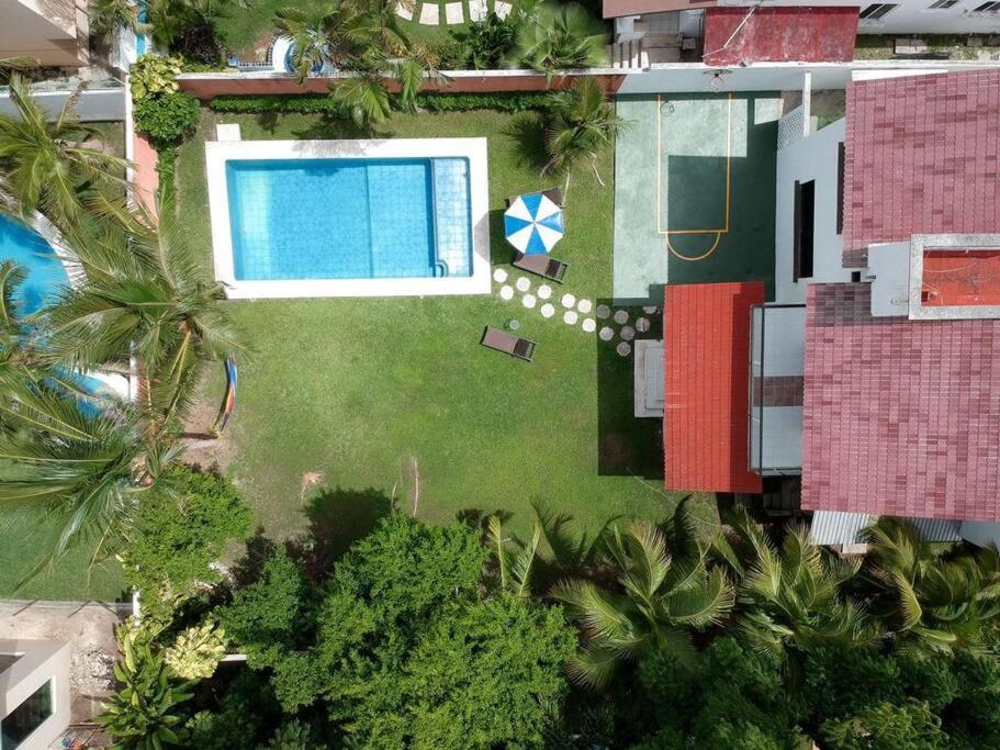 Suitetrails - 5Bedroom House with private pool 10 min from beach