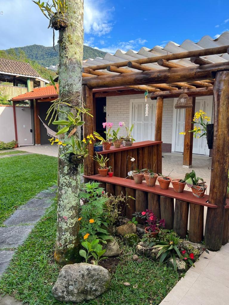 LUNA’s HOUSE - Linda casa com 3/4 na Lagoinha. - Housity