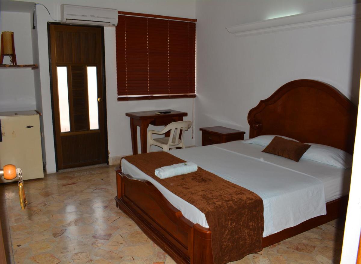 Hotel Tayrona - Housity
