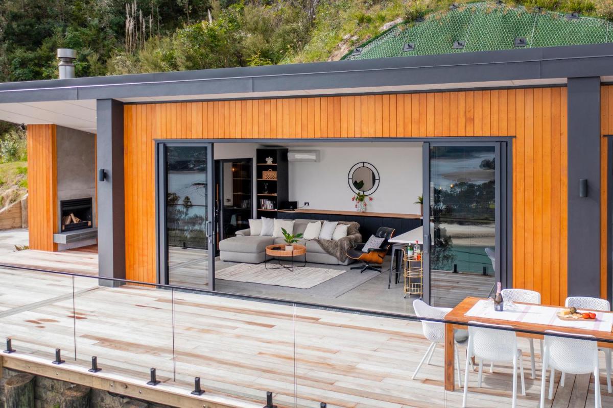 Hosts on the Coast Tairua Luxury Views - Housity