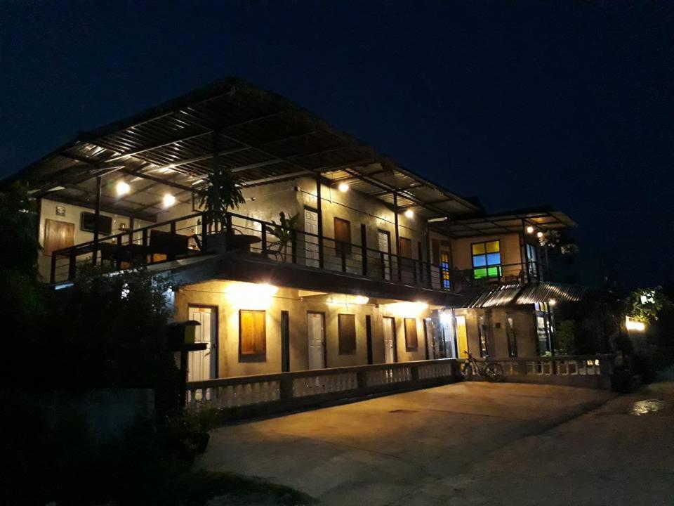 บ้านฉัน (ฺBaan Chan) - Housity