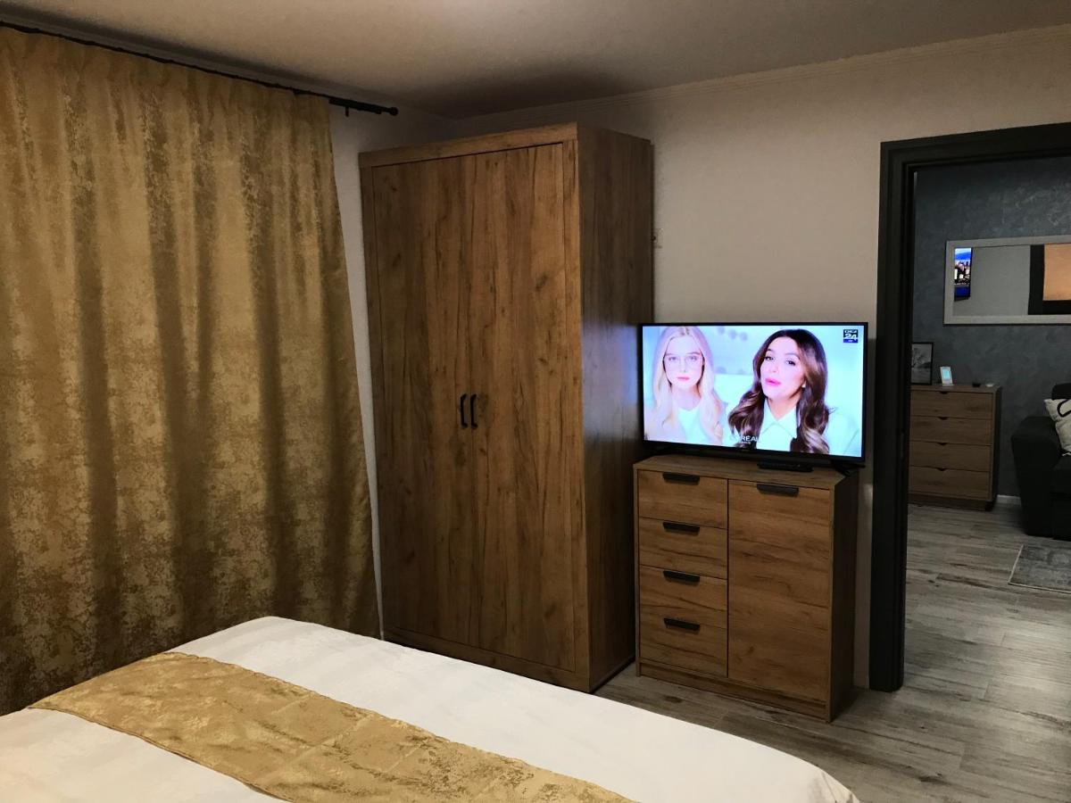 Homely Apartment - Housity