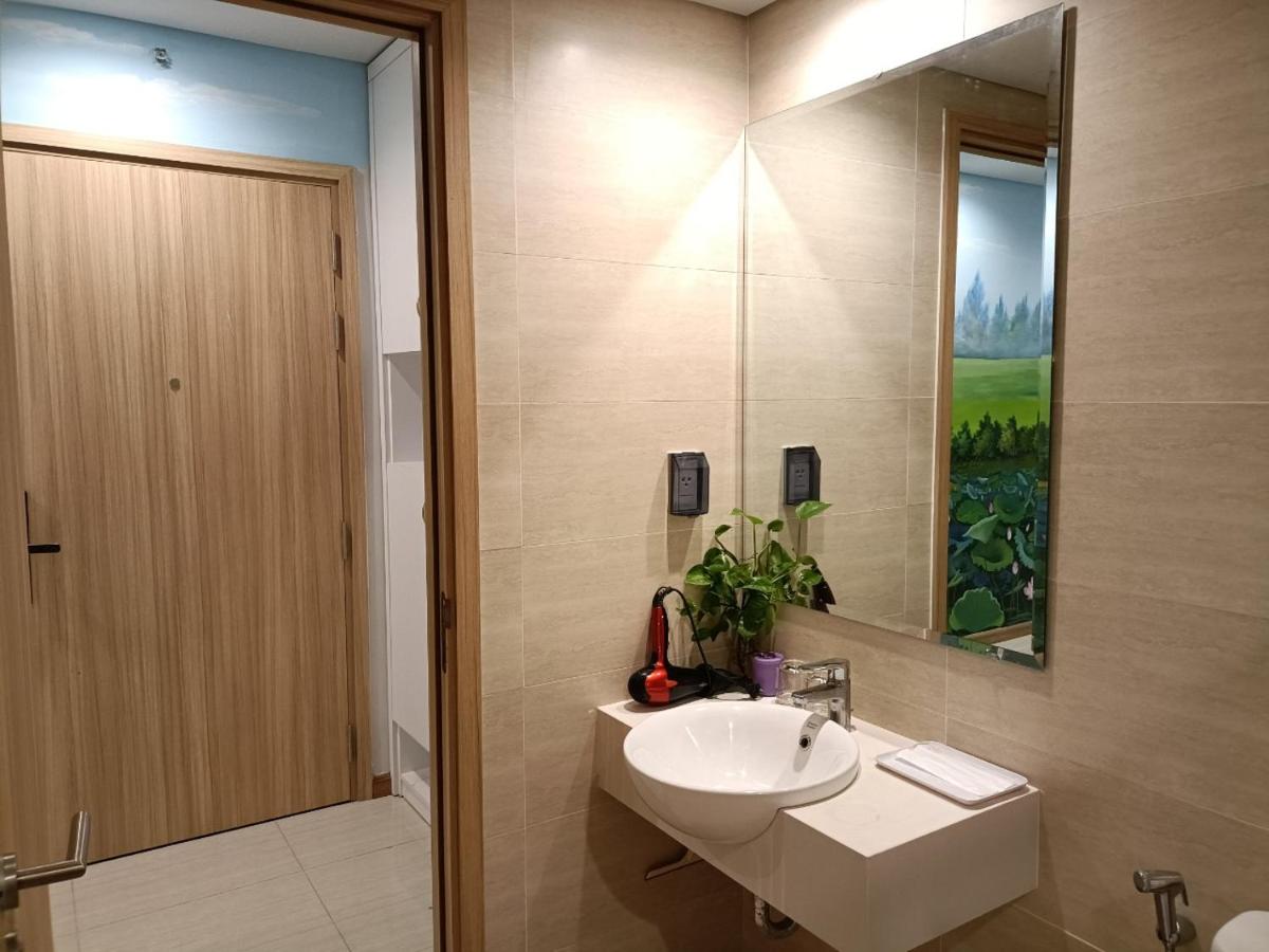 Thủy Hạ Long Homestay - Housity