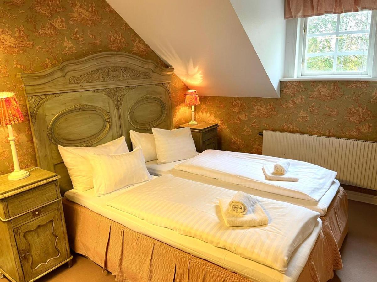 Apertins Hotell - Housity
