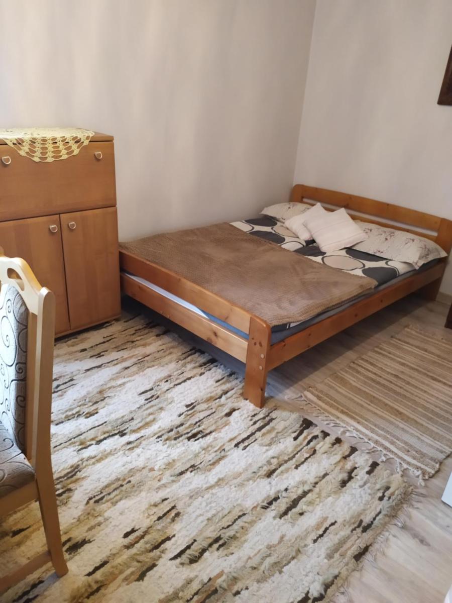 Wiejska Chata u Emili - Housity