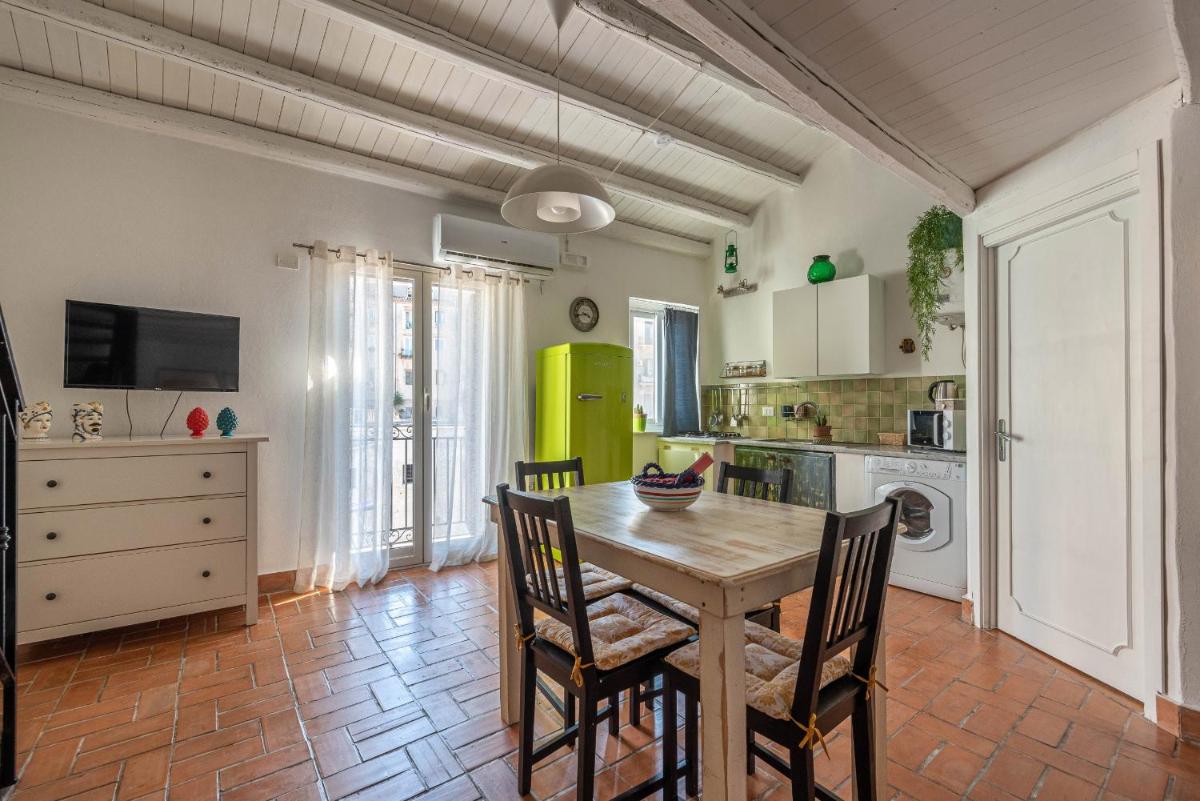 Sant'Onofrio Apartments by Wonderful Italy - Housity