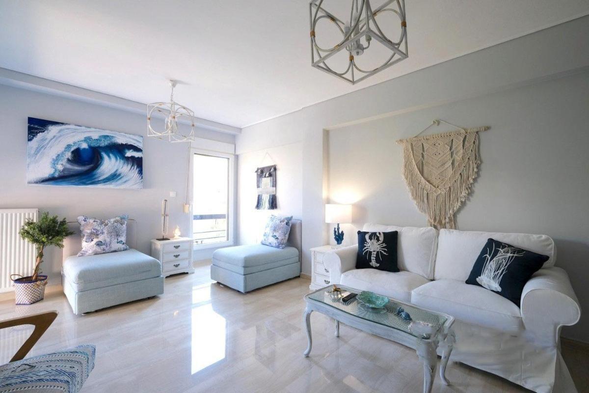 Beach luxe in Glyfada, Athens riviera by GHH - Housity