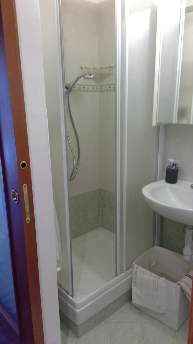 Cosy Chacha - Housity