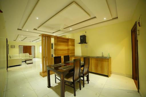 The Butterfly Luxury Serviced Apartments - Housity