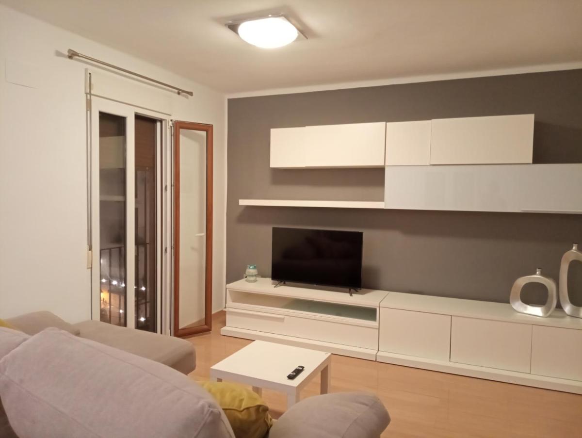 El piset de la font - Housity