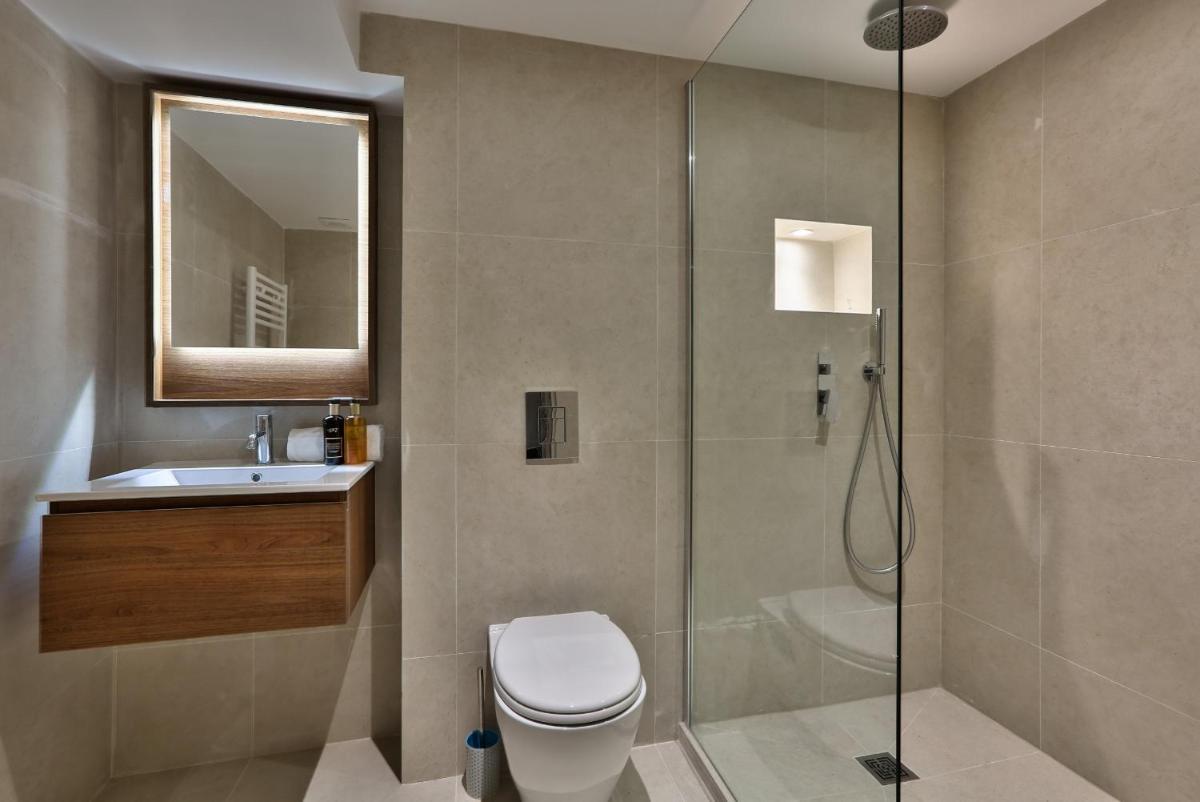 138 - Urban Beautiful Duplex in Saint Germain - Housity