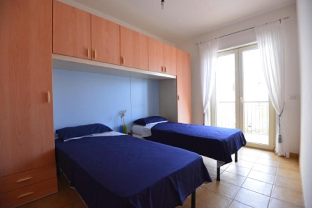 Lina apartments - Housity