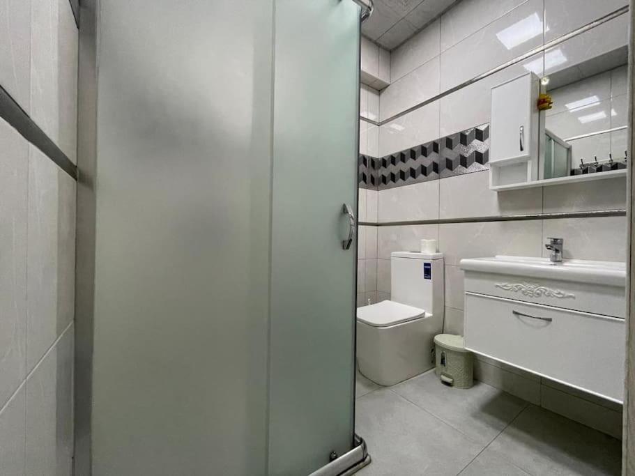 Park Azure Modern apartment - Housity