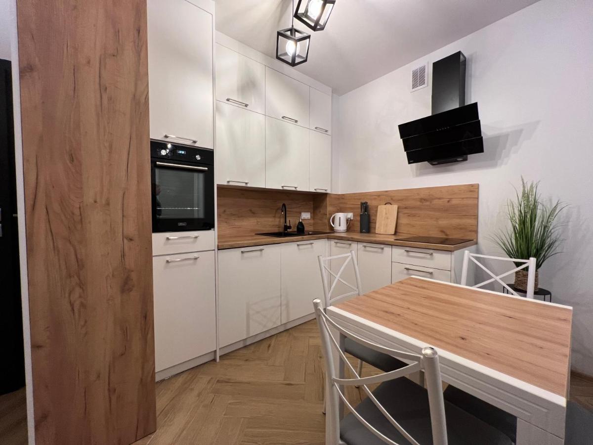 Apartamenty pod Wieżą - Tatarska - Housity