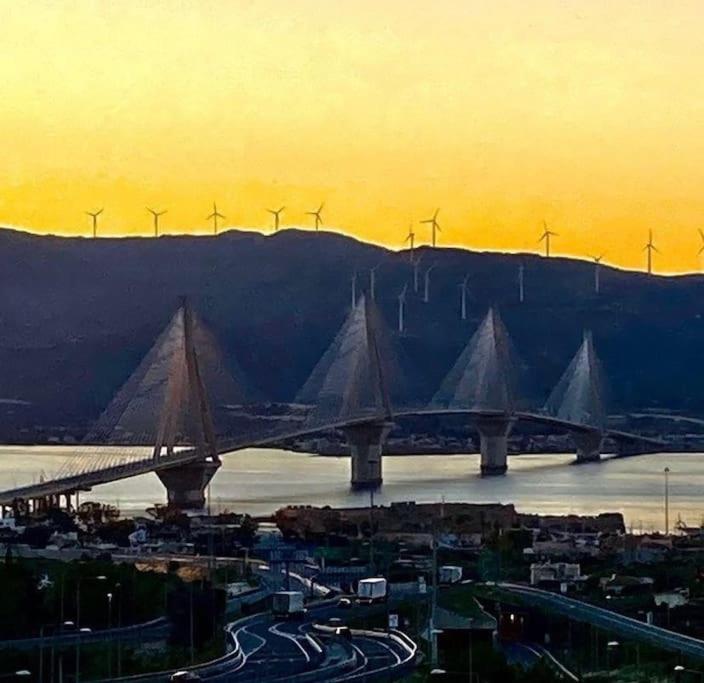 no.21house. Α Beach house in Rio,Patras - Housity