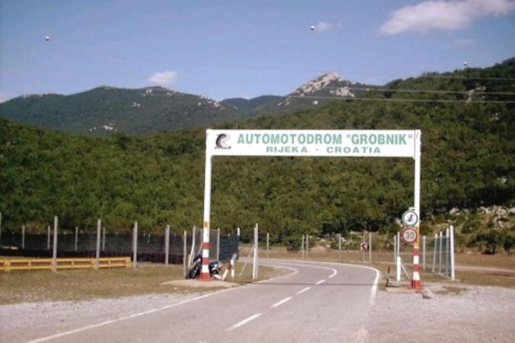 Apartman David-Dražice - Housity