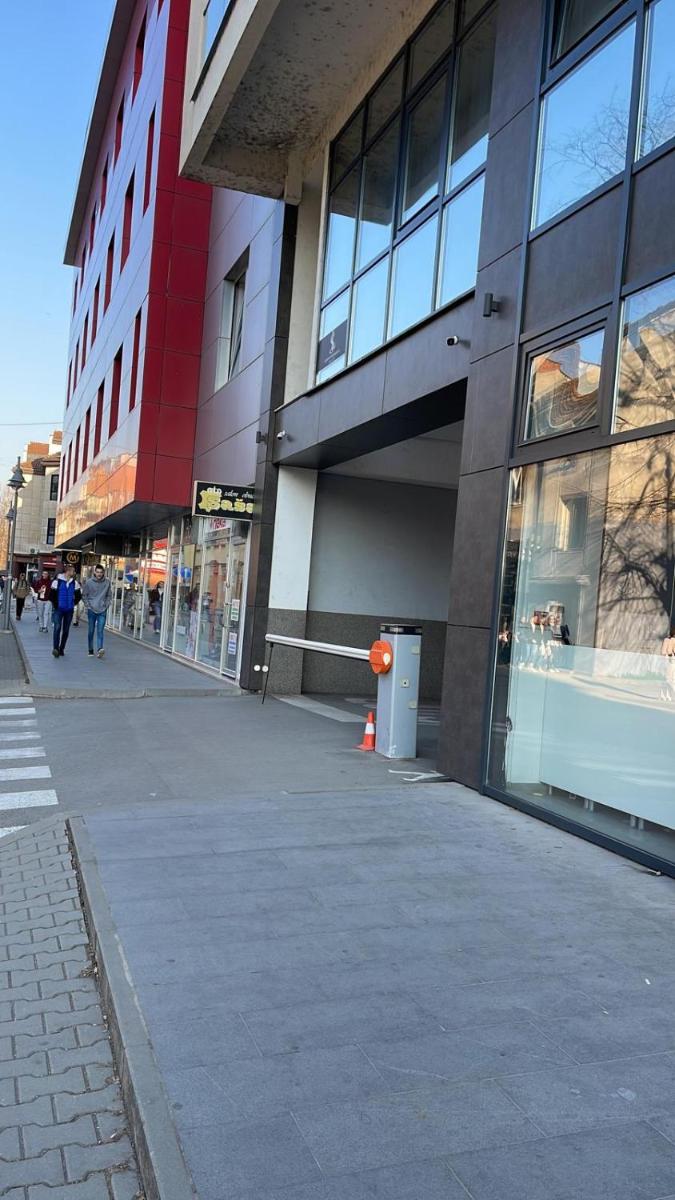 The Main Square Apartments - Housity
