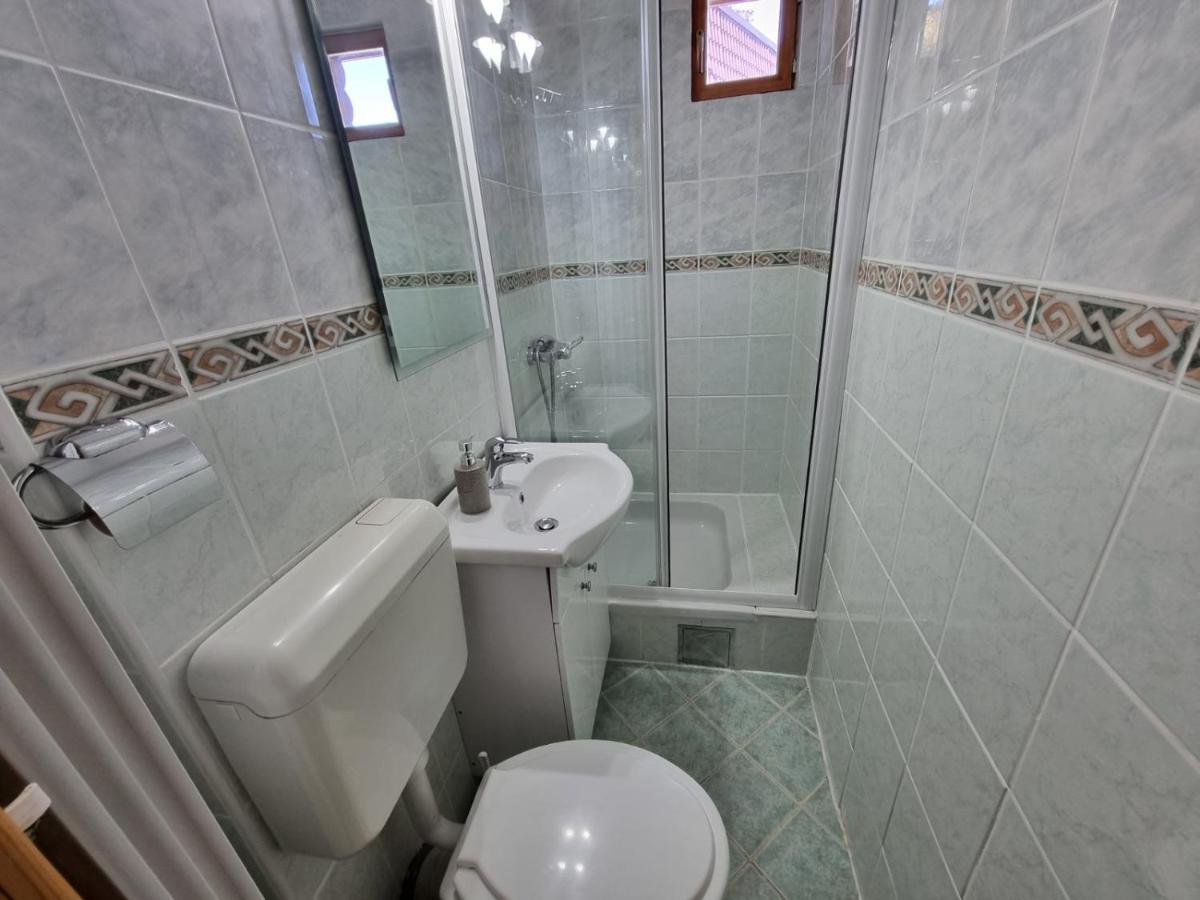 Pansion Rog Jahorina - Housity