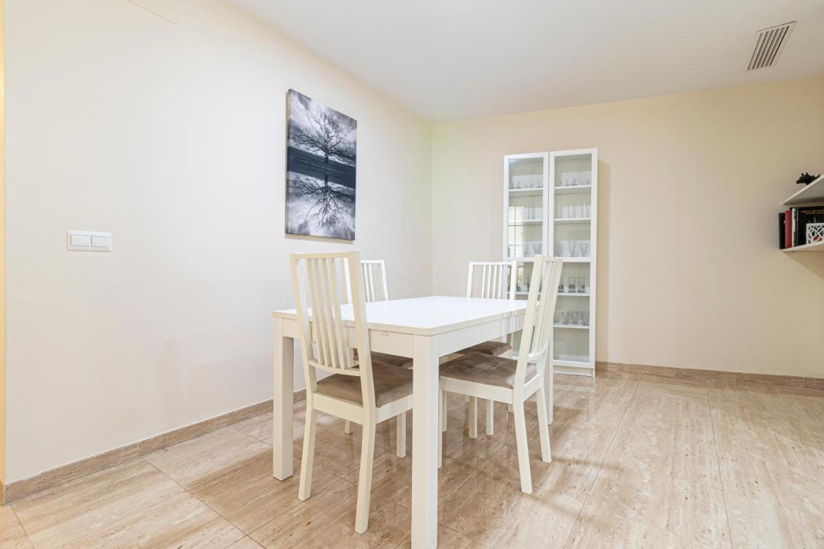 Allo Apartments Consistorio Centro 2 Habitaciones - Housity