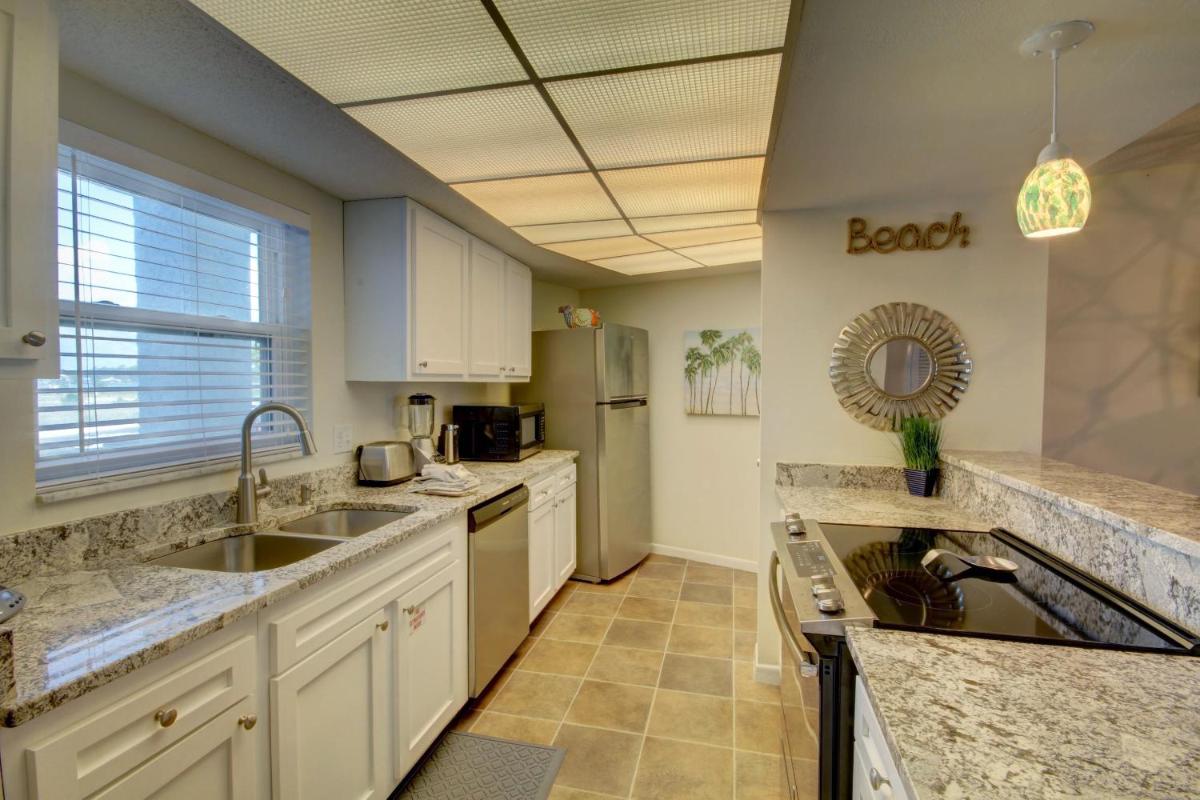 El Matador 224 - Centrally located to all the amenities at El Matador - Housity