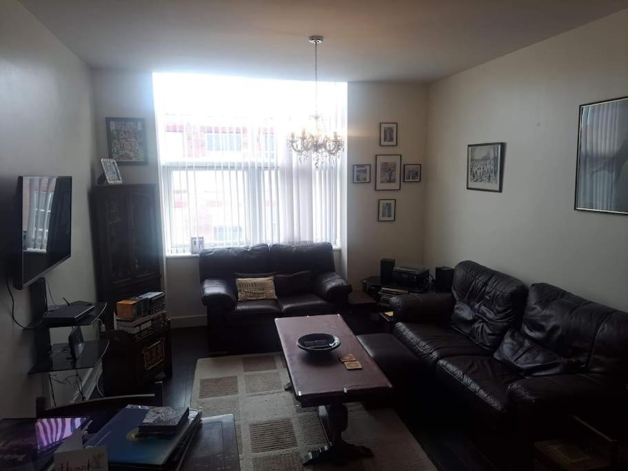 Flat near City Centre Liverpool 10 mins to Arena - Housity