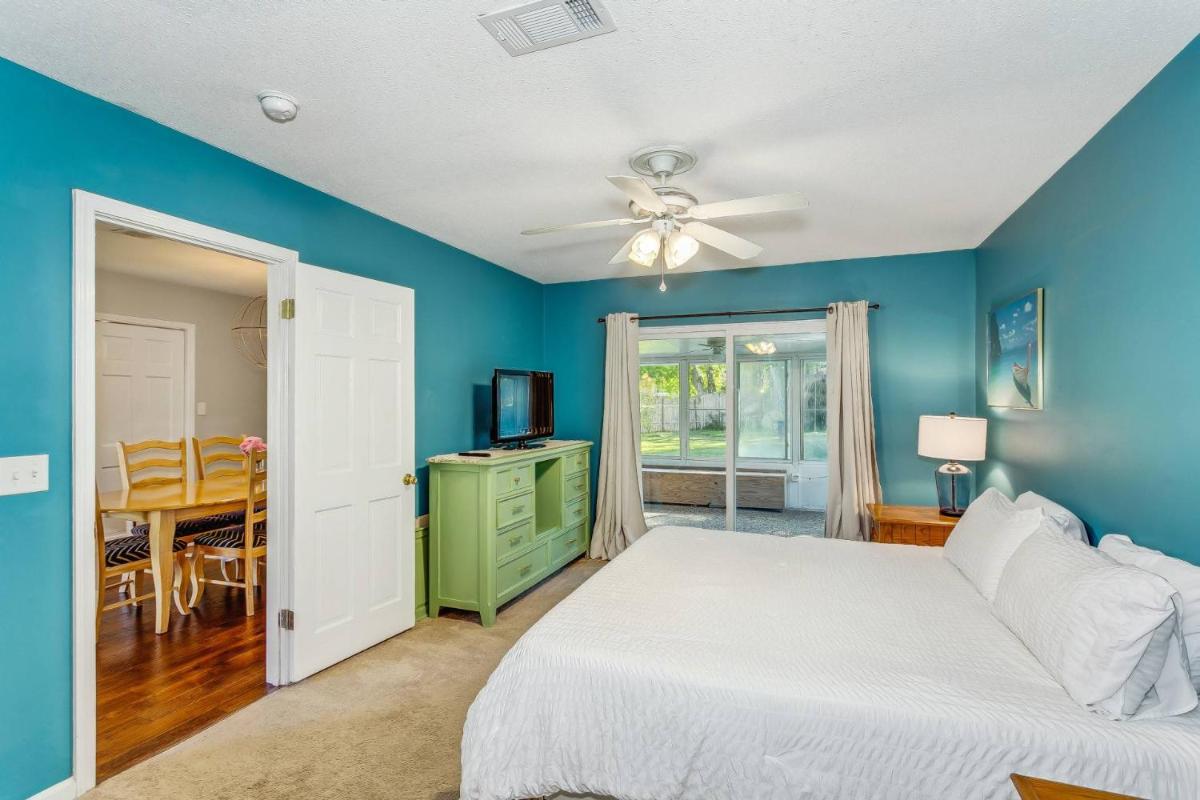 314 Dolphin St - Housity