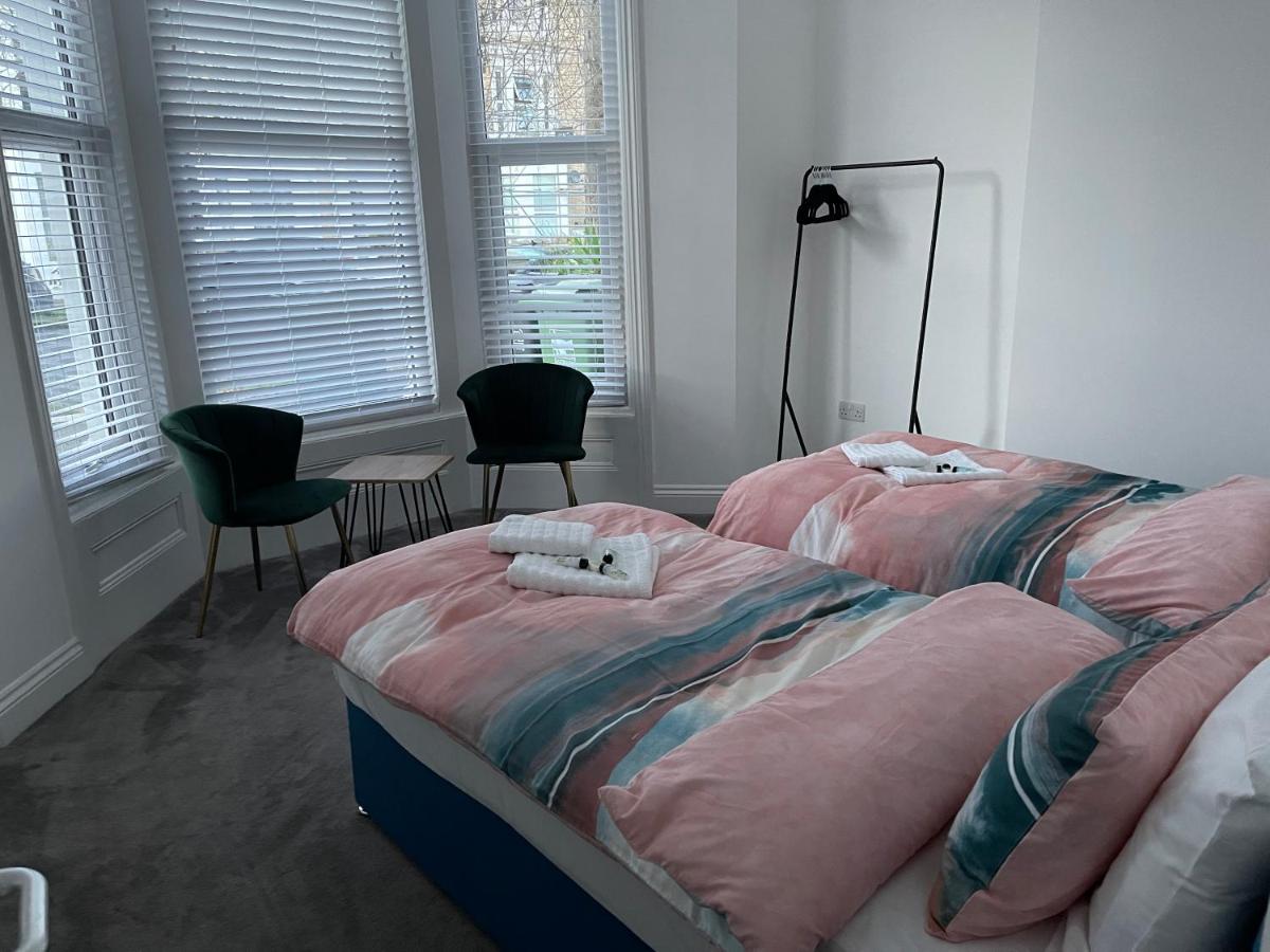 BedZ in Town - Housity