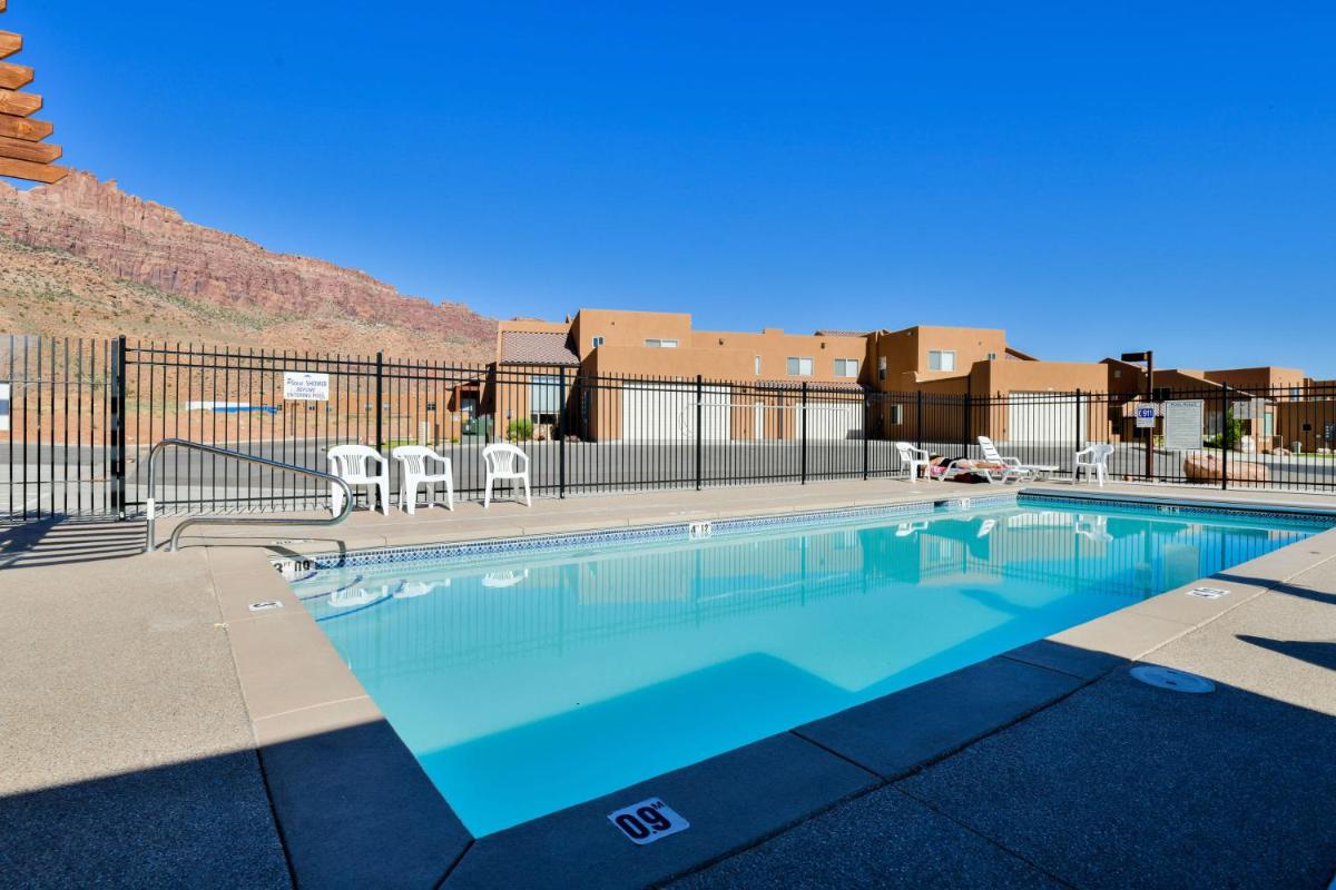 Rim Vista 4A4 - Housity