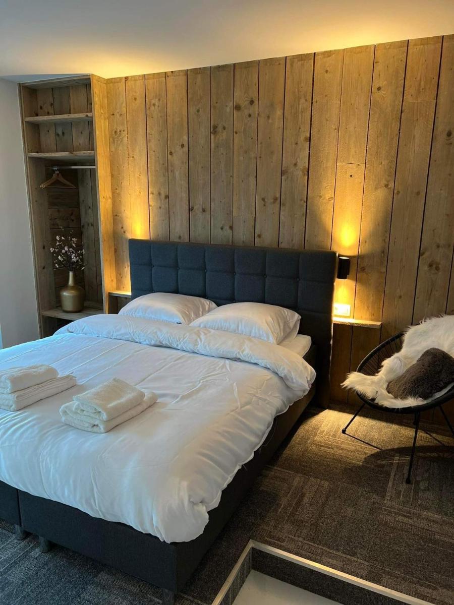Prachtige kamer in centrum Brugge met badkamer ! - Housity