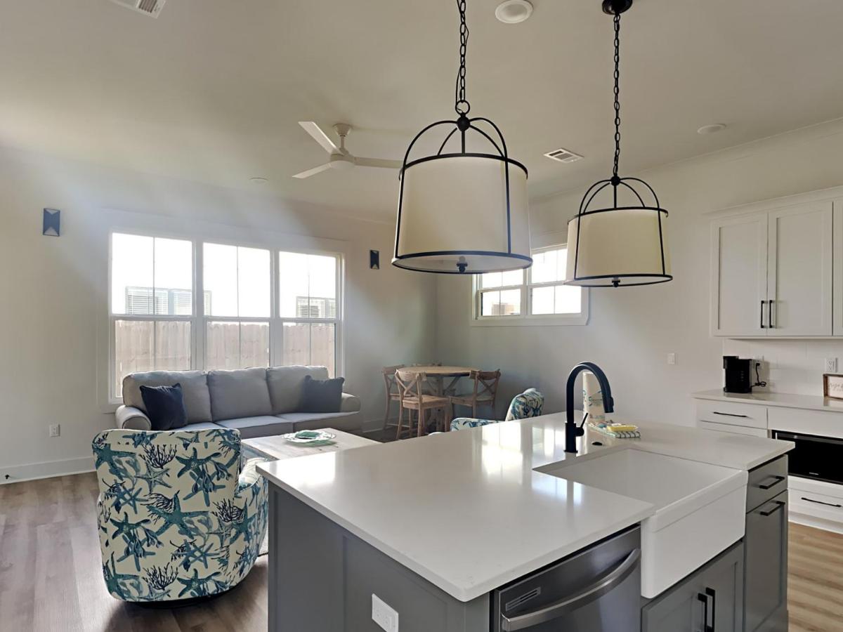 Redfish Harbor Pelican Place - Housity