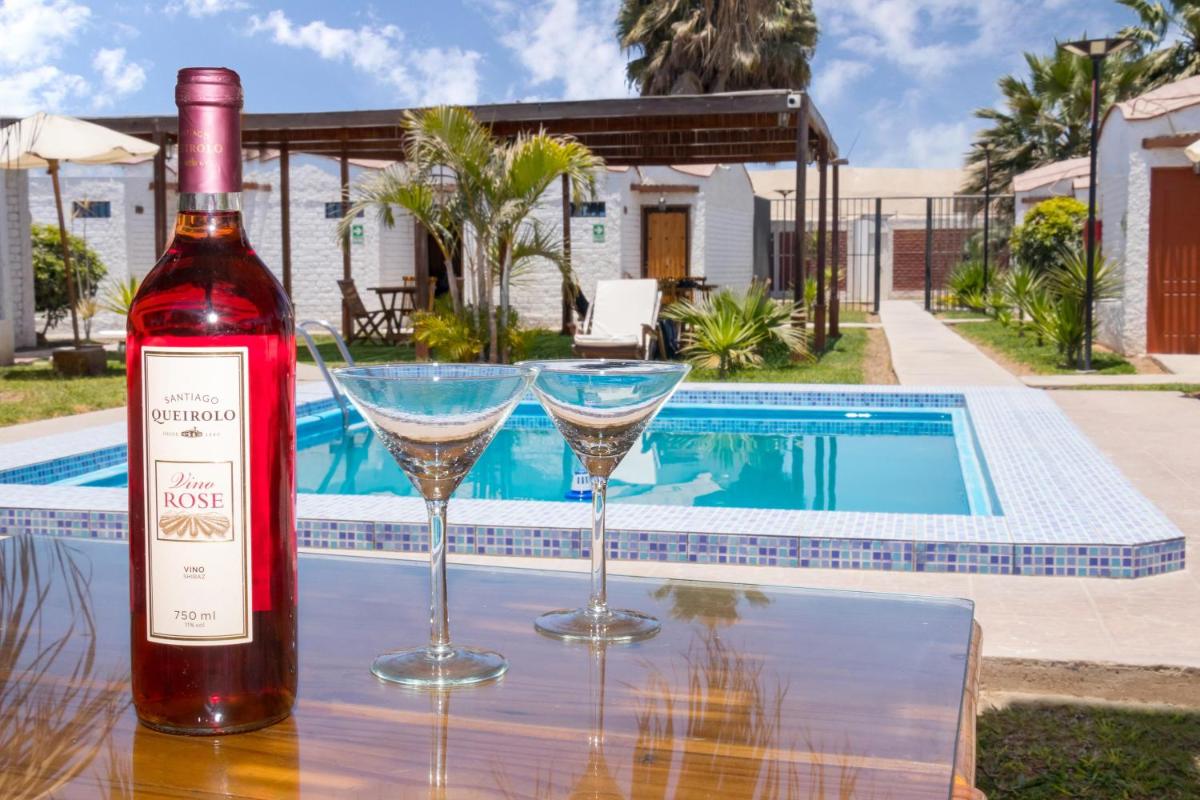 Hotel Los Bungalows - Housity