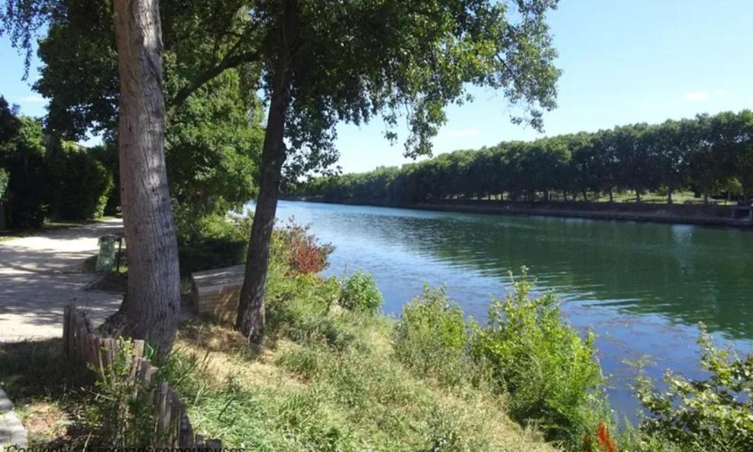 Appartement au bord de seine - Housity