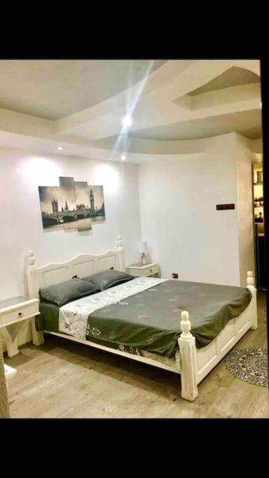 Gorgeos studio flat for rent - Housity