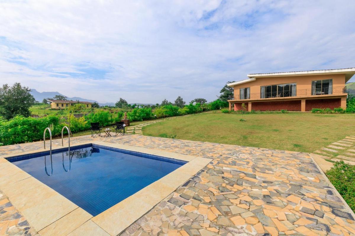 StayVista's Shivom Villa 6 - A Serene Escape with Views of the Valley and Lake - Housity