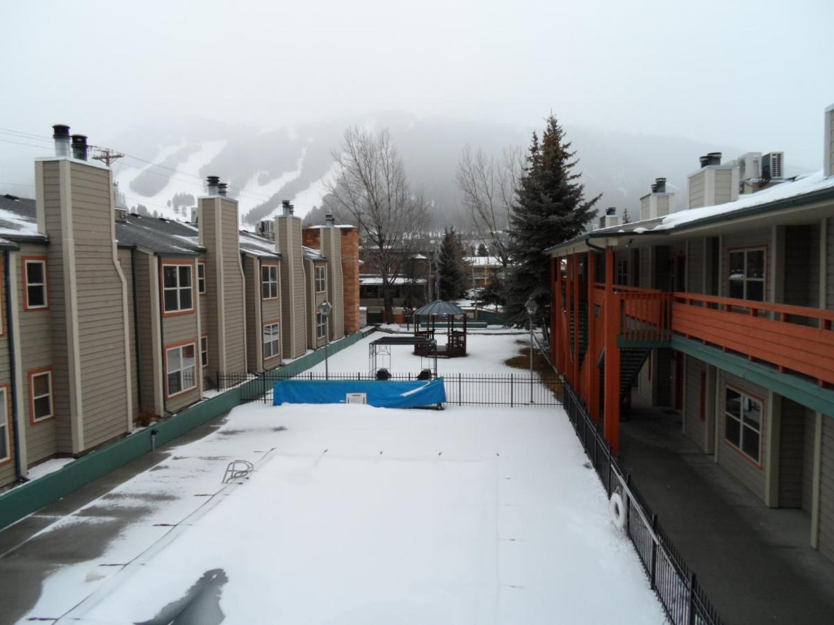 Jackson Hole Towncenter - Housity