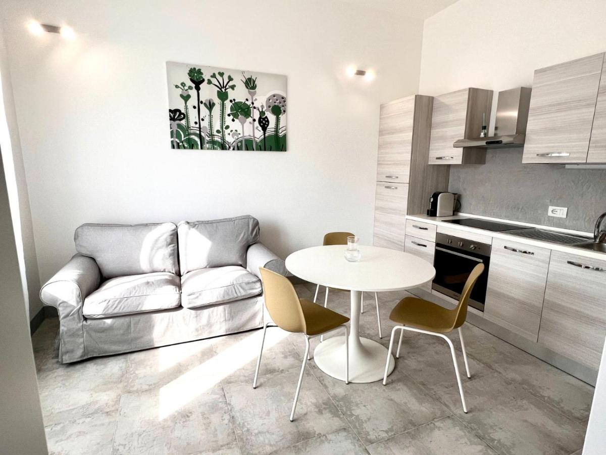 Ubertini House - Housity