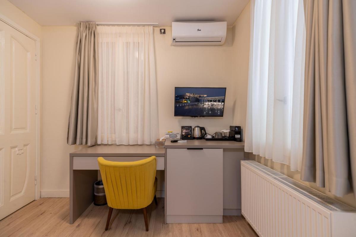 Plaka Arch Suites - Hizvo