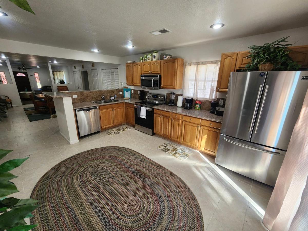 Faxon Near Beale St with Hot Tub - Sleep up to 20 - Housity