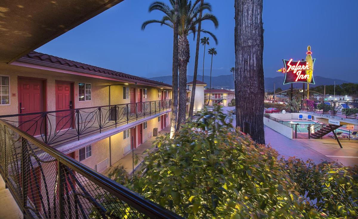 Safari Inn, a Coast Hotel - Housity
