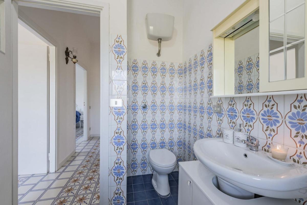 Rosa House - Housity