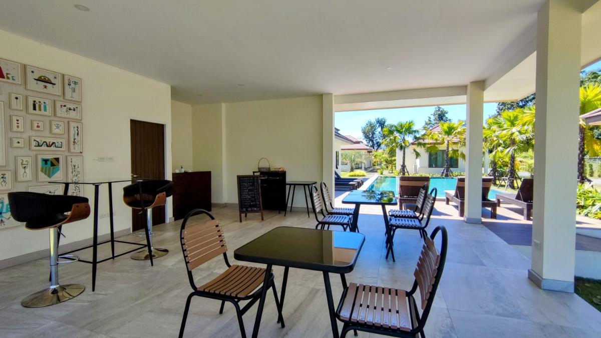 Isan Golf & Adventure Hotel - Housity