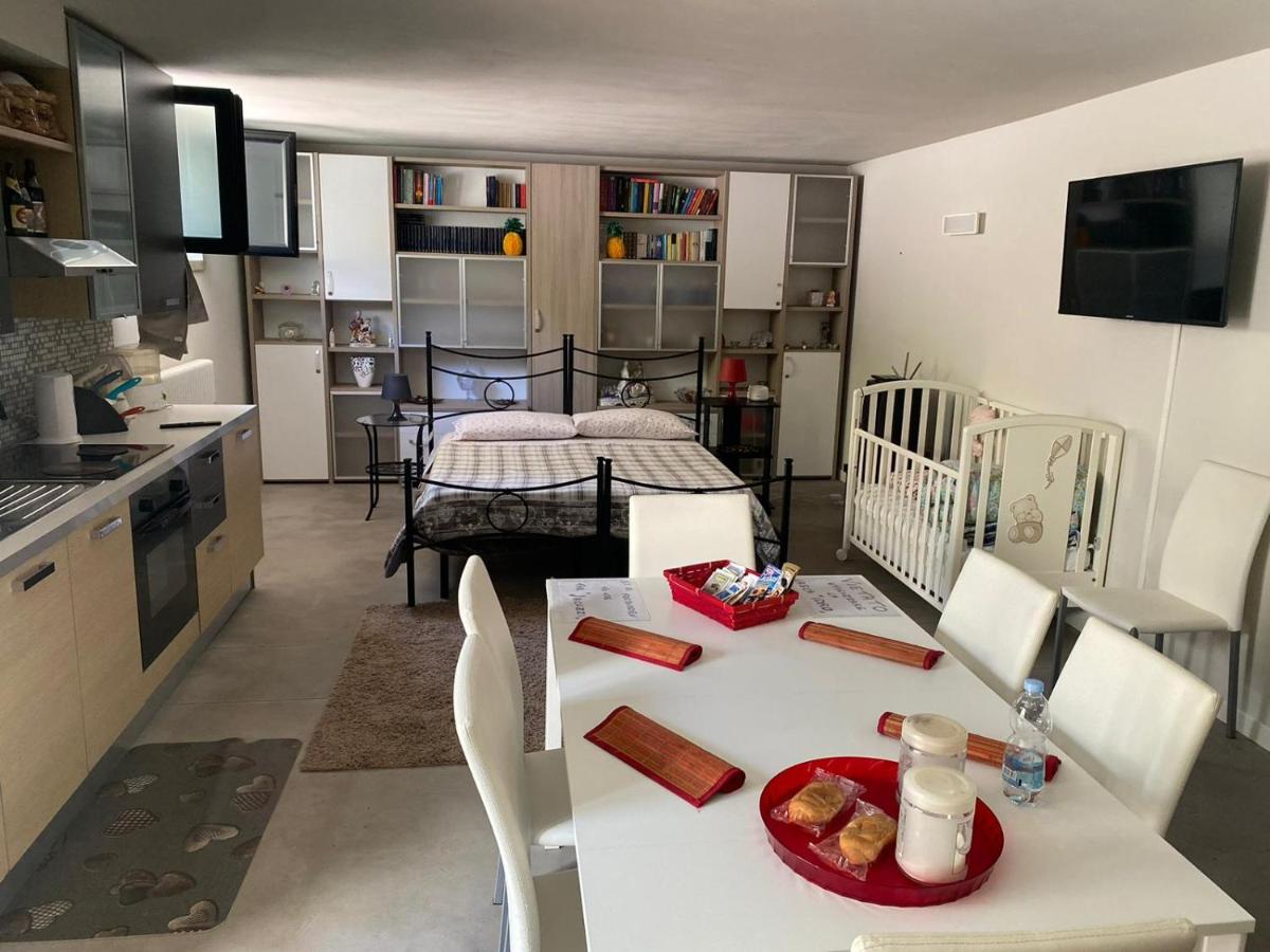 ML HOUSE 1 - Tavernetta privata in villa con piscina - Housity