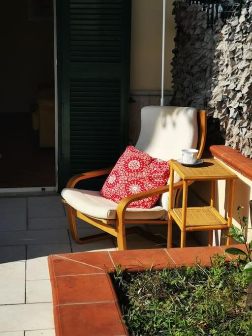 Bellissimo bilocale con giardino - Housity